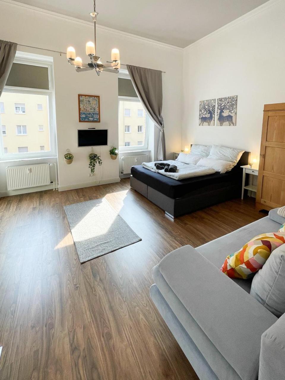 Apartment Wiesbaden Mitte, Zentral Am Park, Congresscenter 5 Min, Bahnhof 10Min Екстериор снимка